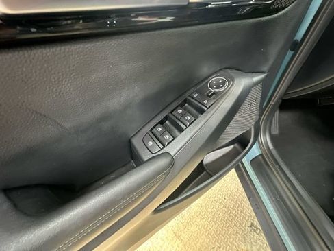 Certified 2025 Kia Seltos EX w/ EX Sunroof Package AWD/4WD image 16