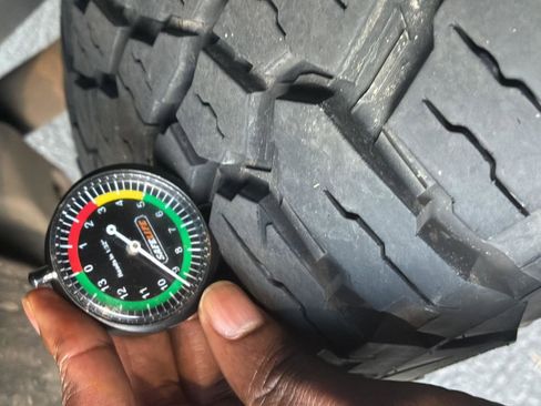 Used 2011 Toyota 4Runner SR5 w/ Convenience Pkg image 26