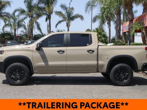 Used 2022 Chevrolet Silverado 1500 ZR2 w/ Technology Package AWD/4WD image 5