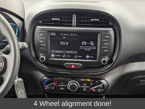 Used 2024 Kia Soul LX w/ Option Group 015 FWD image 5