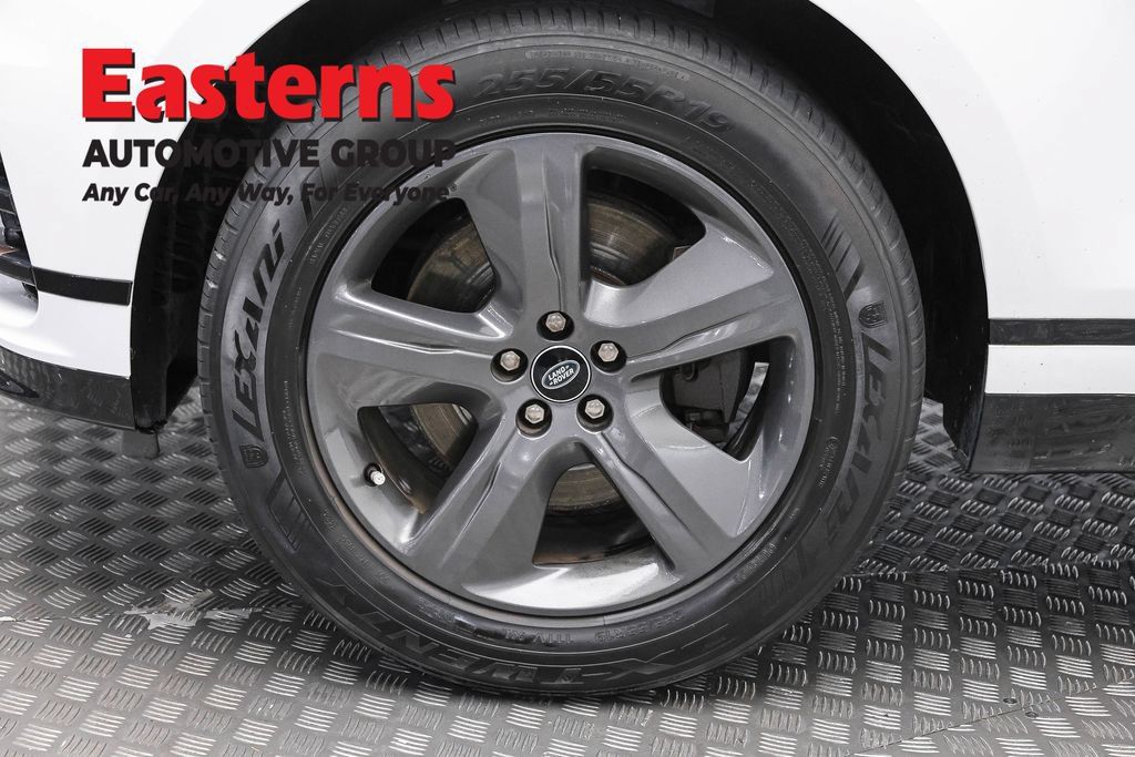 Used 2022 Land Rover Range Rover Velar R-Dynamic S AWD/4WD image 33