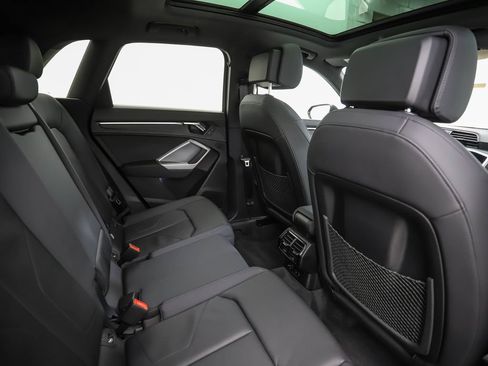 Used 2022 Audi Q3 2.0T Premium Plus AWD/4WD image 25