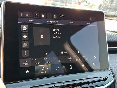 Used 2023 Jeep Compass Latitude image 17