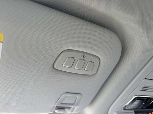 New 2026 Lincoln Nautilus Premier AWD/4WD image 31
