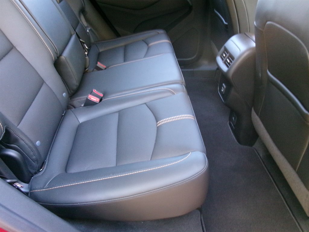 Used 2022 Chevrolet Equinox Premier FWD image 25