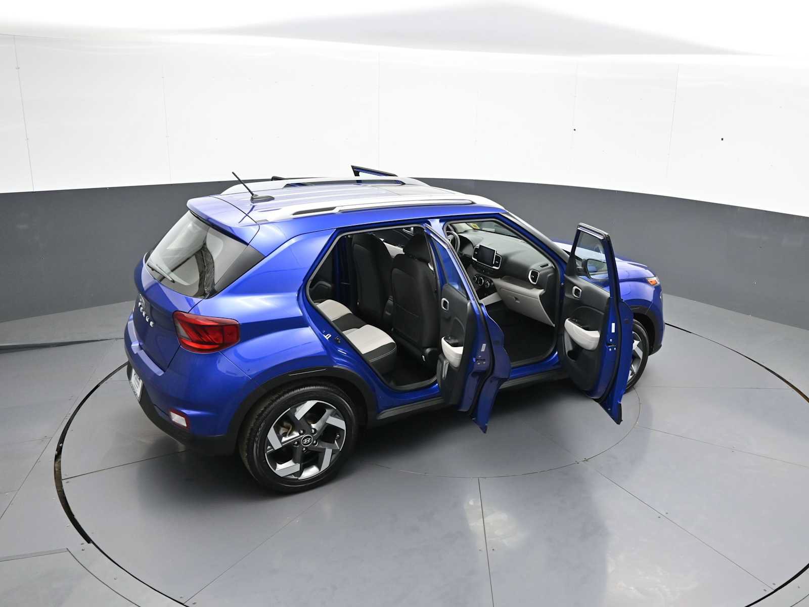 Certified 2023 Hyundai Venue SEL w/ Cargo Package FWD image 43