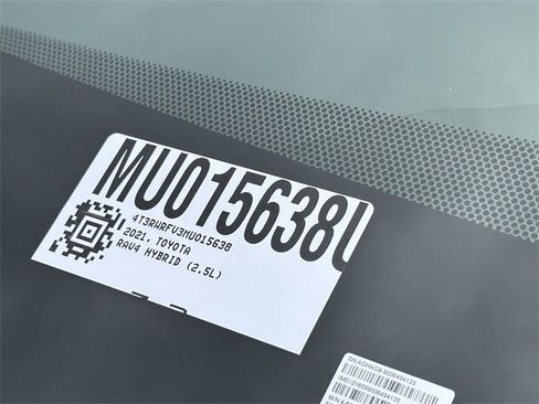 Certified 2021 Toyota RAV4 XLE image 34