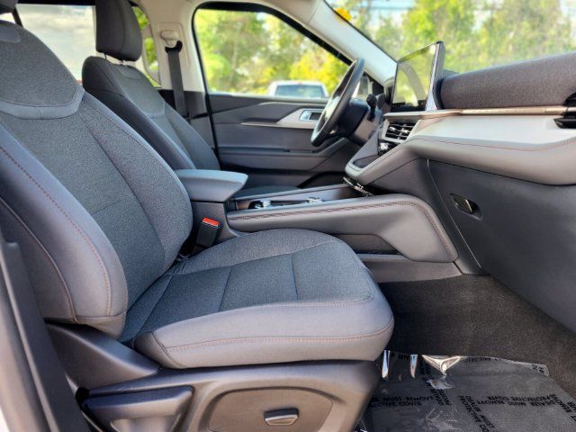 Certified 2025 Ford Explorer Active AWD/4WD image 11