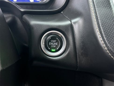 Used 2023 Chevrolet Suburban Premier image 30