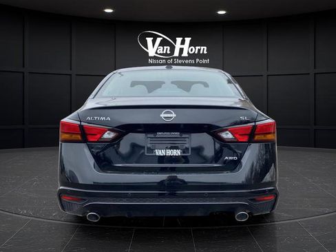 Used 2024 Nissan Altima 2.5 SL image 14