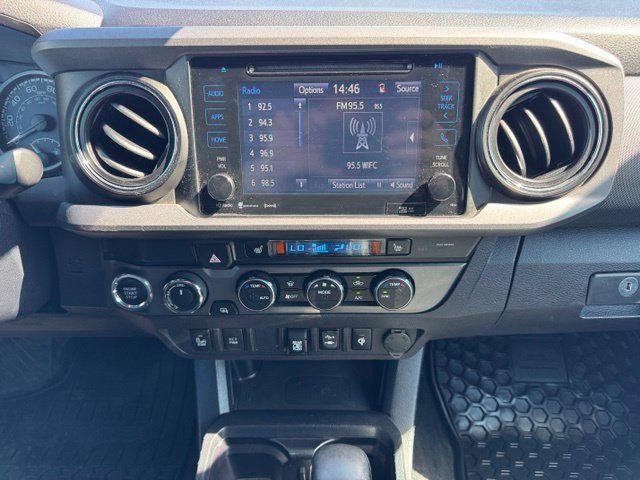 Used 2019 Toyota Tacoma SR5 AWD/4WD image 19