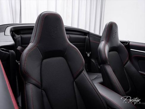 Used 2026 Porsche 911 GTS image 39