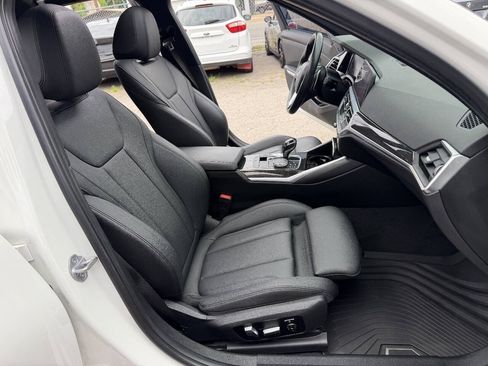Used 2019 BMW 330i Sedan w/ Convenience Package RWD image 19