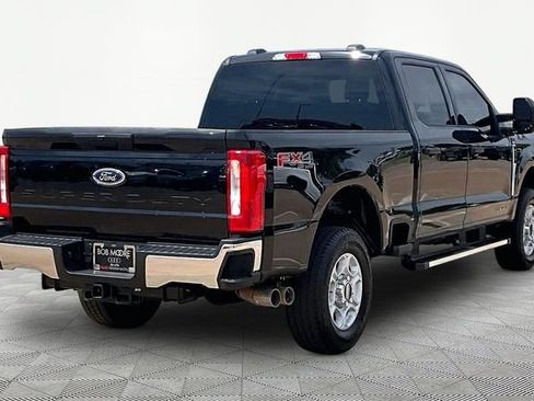Used 2026 Ford F250 XLT w/ FX4 Off-Road Package AWD/4WD image 2