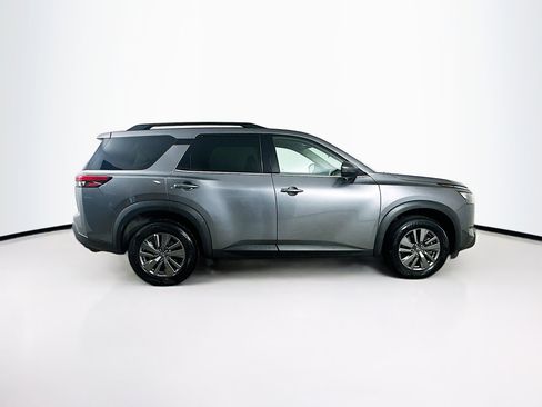 Used 2025 Nissan Pathfinder SV FWD image 10