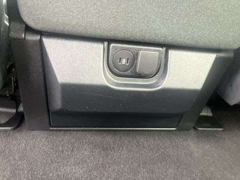 Used 2025 Ford F150 XLT w/ Equipment Group 301A Standard AWD/4WD image 15