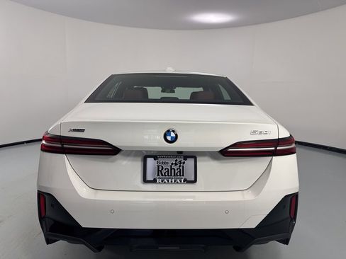New 2026 BMW 530i xDrive w/ M Sport Package AWD/4WD image 6