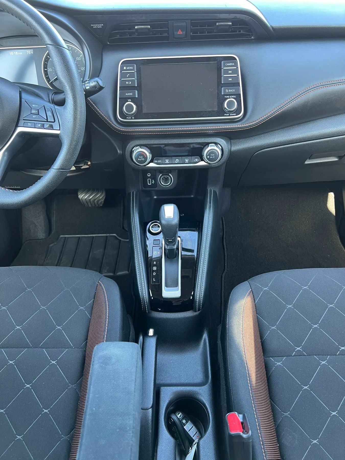 Used 2018 Nissan Kicks SR FWD image 12