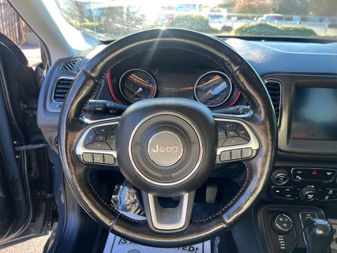 Used 2018 Jeep Compass Trailhawk w/ Leather Interior Group image 17