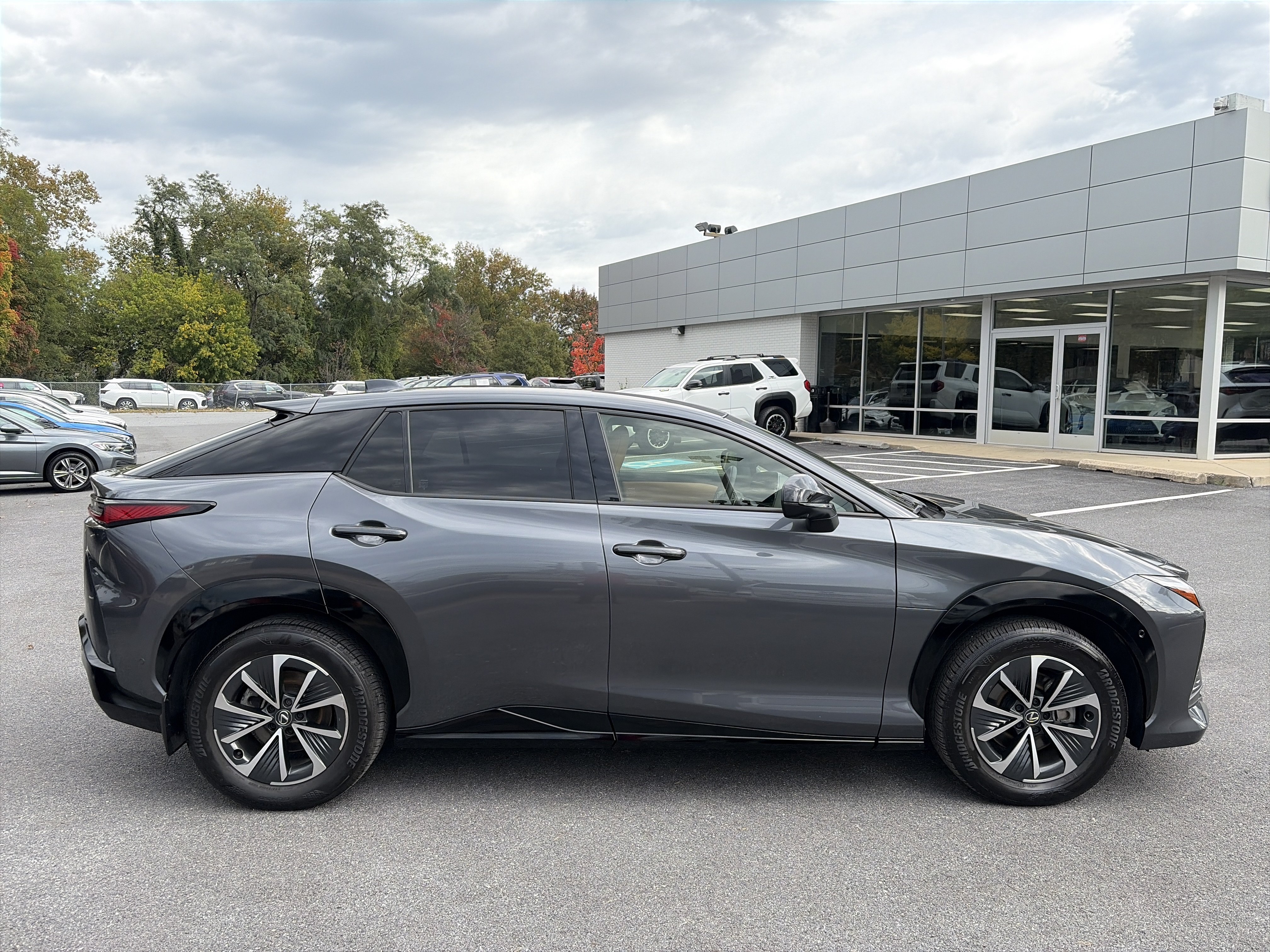 Certified 2024 Lexus RZ 450e Premium w/ Technology Package AWD/4WD image 6