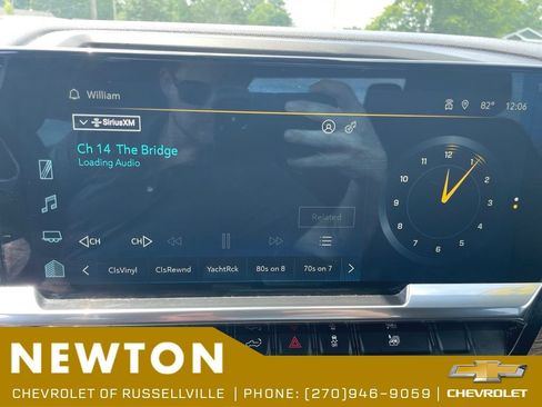 Used 2023 Chevrolet Silverado 1500 LT AWD/4WD image 10