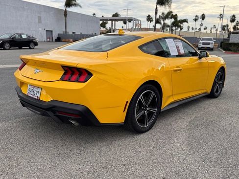 Used 2024 Ford Mustang Coupe image 8