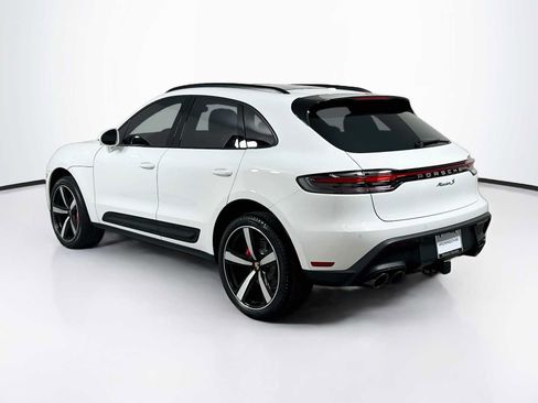 Certified 2025 Porsche Macan S AWD/4WD image 3