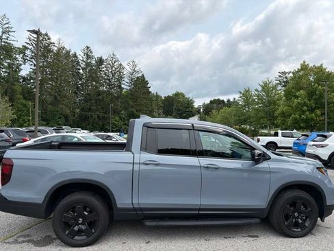 Certified 2024 Honda Ridgeline Black Edition image 11