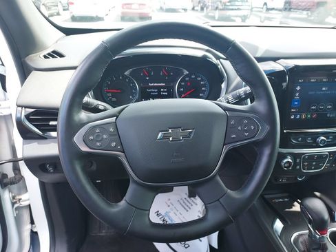 Used 2023 Chevrolet Traverse RS AWD/4WD image 20