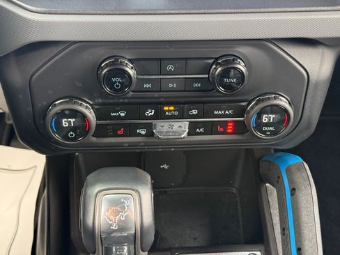 Used 2024 Ford Bronco Black Diamond image 36