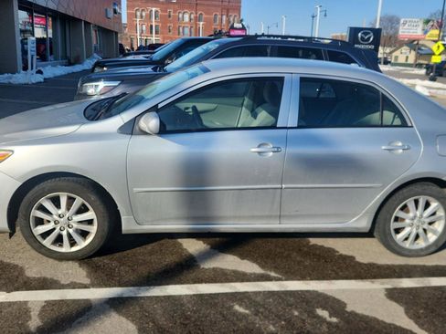 Used 2009 Toyota Corolla LE image 9