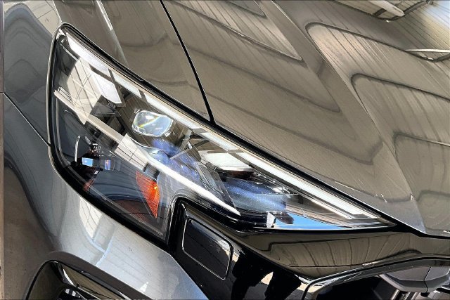 Used 2026 Audi Q8 Prestige w/ Prestige Package AWD/4WD image 30