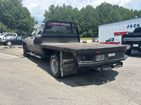 Used 2021 RAM 3500 Tradesman w/ Chrome Appearance Group AWD/4WD image 7