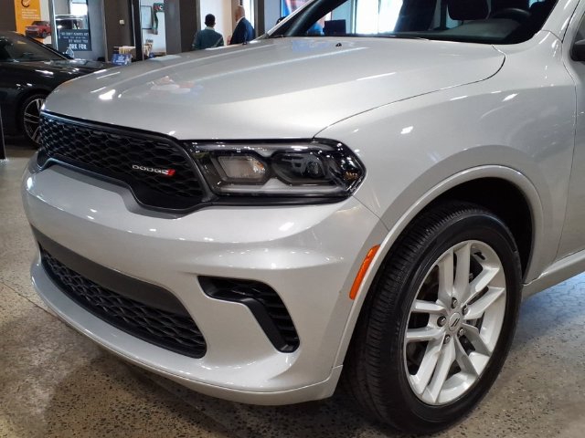 Used 2025 Dodge Durango GT AWD/4WD image 9