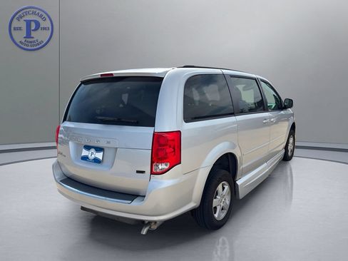 Used 2012 Dodge Grand Caravan SXT FWD image 7