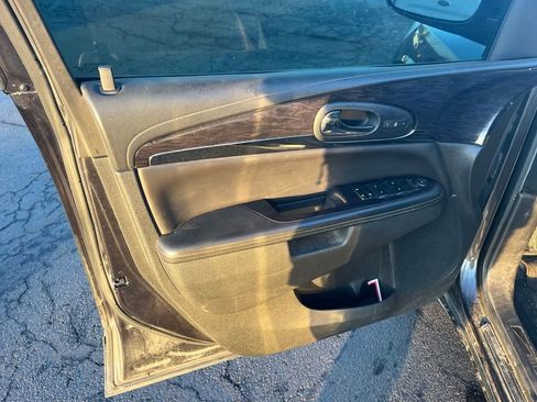 Used 2017 Buick Enclave Leather w/ Trailering Package image 16