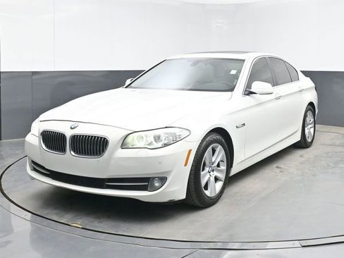 Used 2013 BMW 528i Sedan RWD image 10