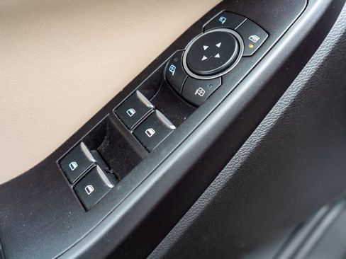 Used 2020 Ford Explorer Limited w/ Class III Trailer Tow Package image 23