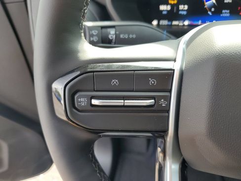 New 2026 Chevrolet Colorado Trail Boss w/ Midnight Edition AWD/4WD image 19