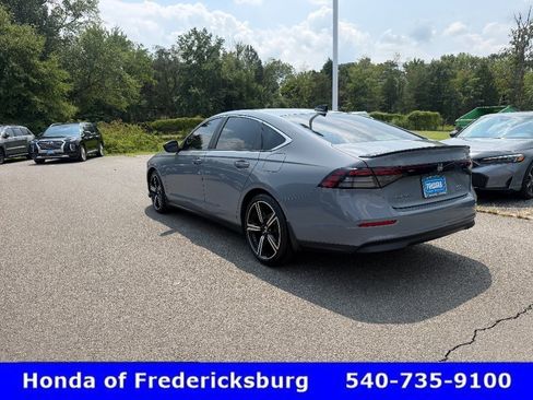 Used 2023 Honda Accord Sport image 4