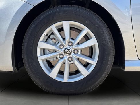 New 2026 Toyota Camry LE w/ Convenience Package FWD image 33