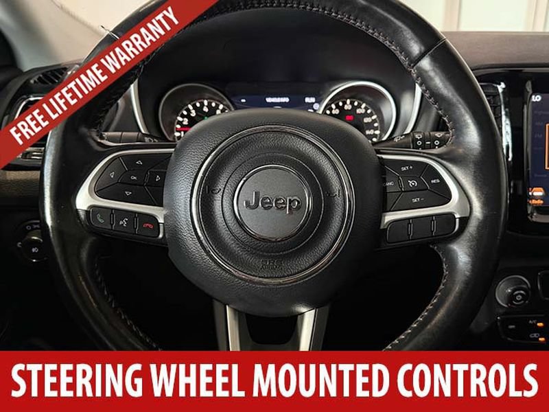 Used 2019 Jeep Compass Limited AWD/4WD image 10