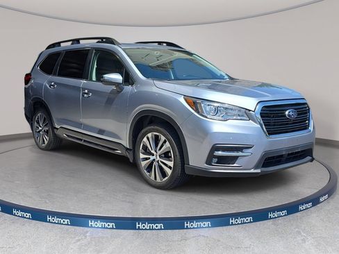 Used 2022 Subaru Ascent Touring AWD/4WD image 4