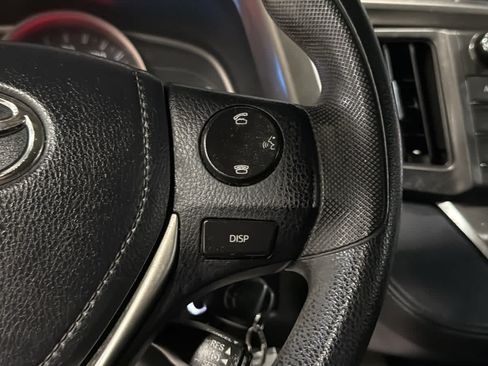 Used 2015 Toyota RAV4 LE AWD/4WD image 13