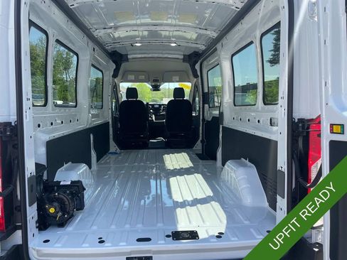 New 2025 Ford Transit 350 148 Medium Roof RWD image 23
