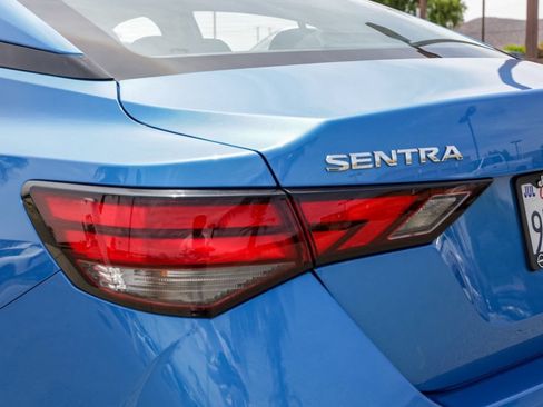 Used 2024 Nissan Sentra SV FWD image 8