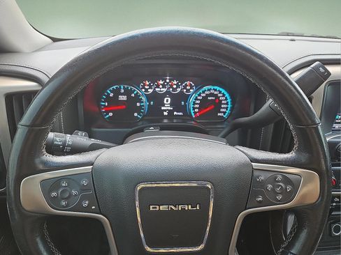 Certified 2018 GMC Sierra 1500 Denali w/ Denali Ultimate Package AWD/4WD image 4