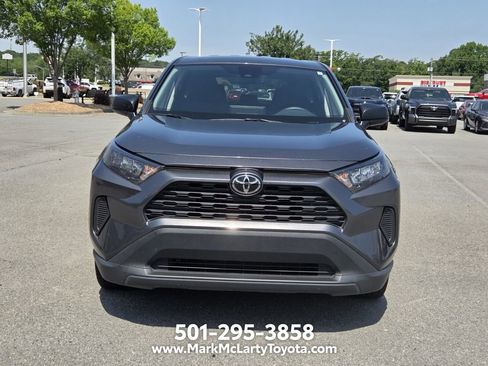 Used 2022 Toyota RAV4 LE FWD image 8