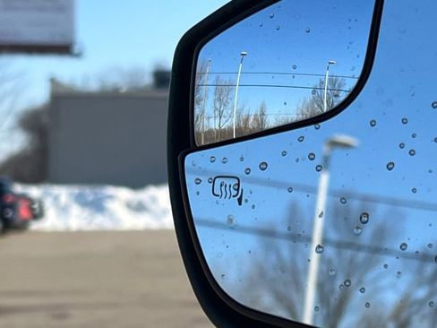 Used 2019 Ford Escape SE image 34