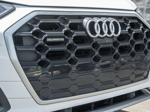 Used 2023 Audi Q5 2.0T Premium Plus w/ Premium Plus Package AWD/4WD image 15
